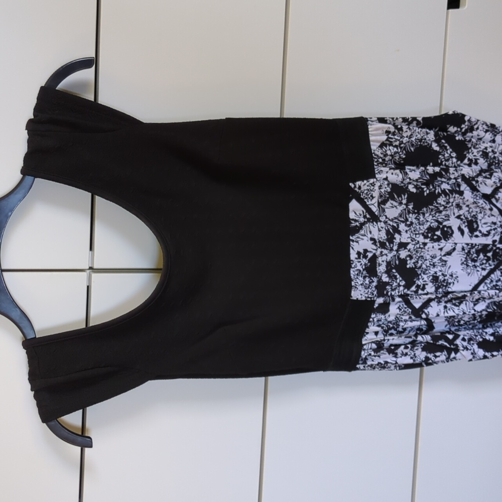 Floral Romper Sz Small